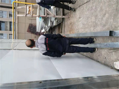 荊州監(jiān)利冷卻塔噪聲治理大概的價(jià)錢主動降噪和被動降噪的區(qū)別